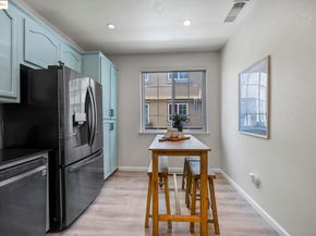 8892 Bellina Commons, Dublin CA 94566