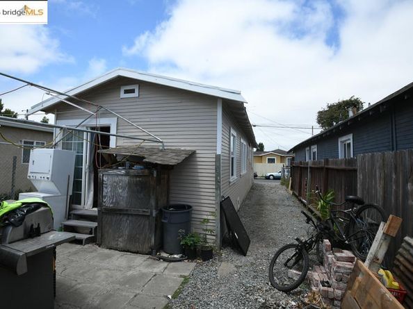 1090 70Th Ave, Oakland CA 94621