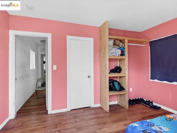 1090 70Th Ave, Oakland CA 94621