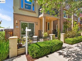 2707 Hollingbury Cmn, Livermore CA 94550