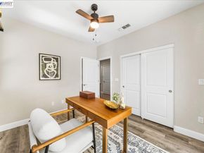 2707 Hollingbury Cmn, Livermore CA 94550