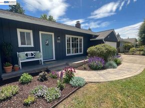 3445 Badding Rd, Castro Valley CA 94546