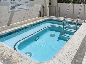 250 Whitmore St 106, Oakland CA 94611