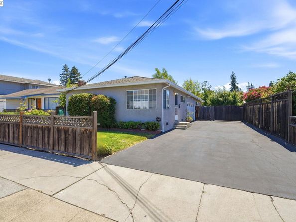 1318 Hudson St, Redwood City CA 94061