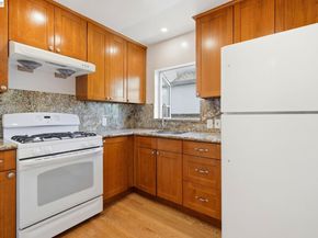 1318 Hudson St, Redwood City CA 94061