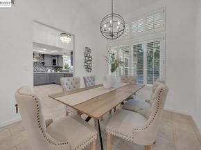 7331 Elmwood Cir, Pleasanton CA 94588