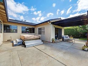 1372 Fascination Cir, Richmond CA 94803