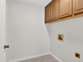 6472 Buena Vista Dr A, Newark CA 94560