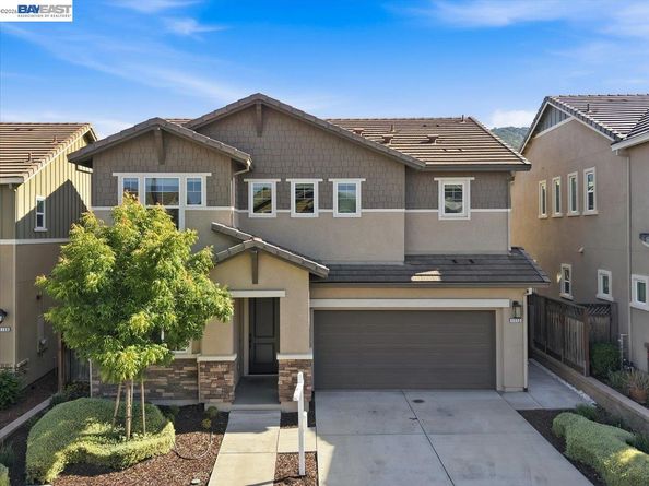 1172 Sagardia Way, Gilroy CA 95020