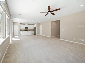 1172 Sagardia Way, Gilroy CA 95020