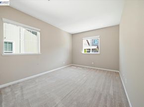 1172 Sagardia Way, Gilroy CA 95020