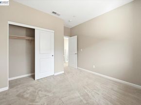 1172 Sagardia Way, Gilroy CA 95020