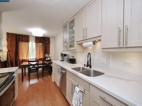 2180 Geary Rd 20, Pleasant Hill CA 94523