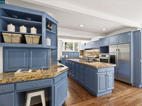 21 Camino Del Diablo, Orinda CA 94563