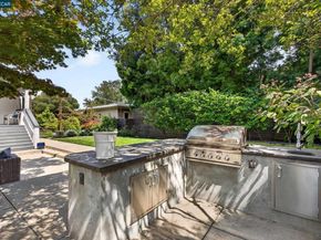 21 Camino Del Diablo, Orinda CA 94563