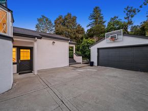 21 Camino Del Diablo, Orinda CA 94563