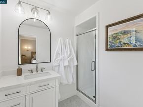 978 Kenston Dr, Clayton CA 94517