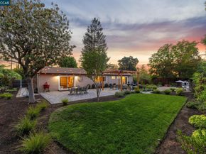 978 Kenston Dr, Clayton CA 94517