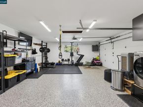 978 Kenston Dr, Clayton CA 94517