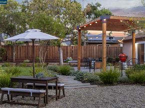 978 Kenston Dr, Clayton CA 94517