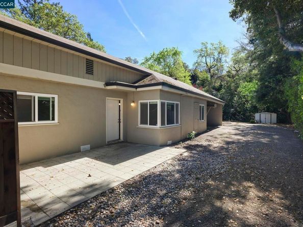 3597 Walnut St, Lafayette CA 94549