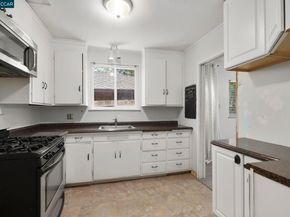 3597 Walnut St, Lafayette CA 94549
