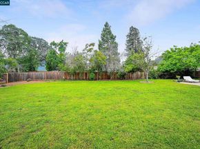 1016 Pine Hollow Ct, Clayton CA 94517