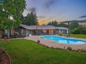 1016 Pine Hollow Ct, Clayton CA 94517