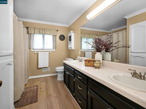 1016 Pine Hollow Ct, Clayton CA 94517