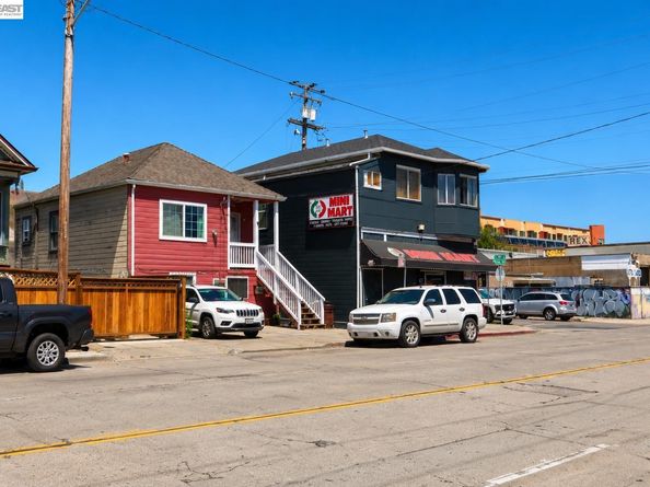 3338 San Leandro St, Oakland CA 94601