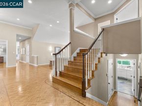 70 Ridgecrest Ct, Lafayette CA 94549