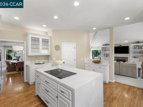 70 Ridgecrest Ct, Lafayette CA 94549