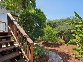1915 Clemens Rd, Oakland CA 94602