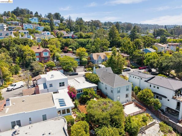 1915 Clemens Rd, Oakland CA 94602