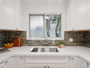 1915 Clemens Rd, Oakland CA 94602