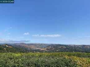 3 Camino Del Cielo, Orinda CA 94563