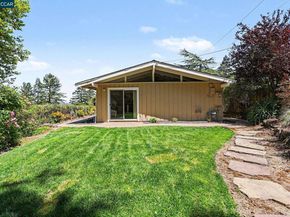 3 Camino Del Cielo, Orinda CA 94563