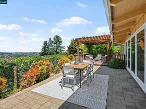 3 Camino Del Cielo, Orinda CA 94563