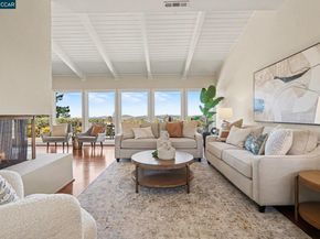 3 Camino Del Cielo, Orinda CA 94563