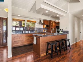 3 Camino Del Cielo, Orinda CA 94563