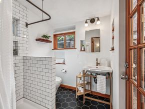 666 46th St, Oakland CA 94609