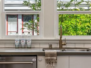 666 46th St, Oakland CA 94609