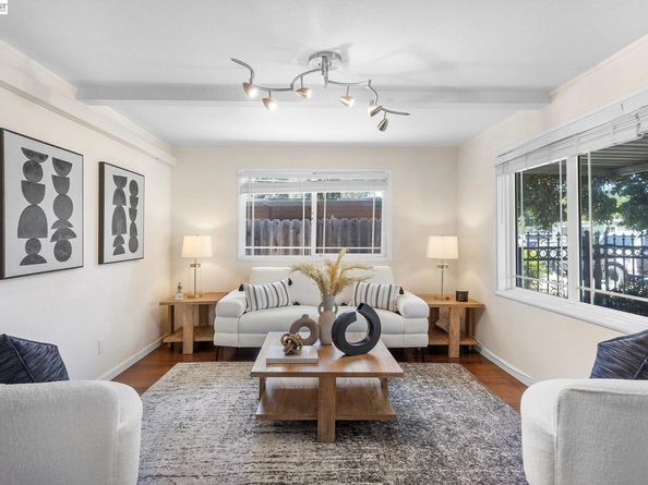 1691 Ashbury Dr, Concord CA 94520