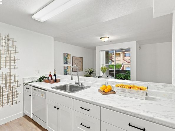2901 Macarthur Blvd 103, Oakland CA 94602