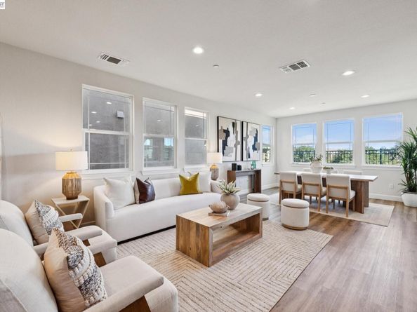 258 Benmore Dr, Hayward CA 94542