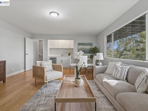 6130 Harbord Dr, Oakland CA 94611