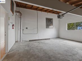 6130 Harbord Dr, Oakland CA 94611