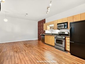 1007 41St St 513, Emeryville CA 94608