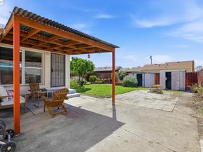 16311 Ria Dr, Ashland CA 94578