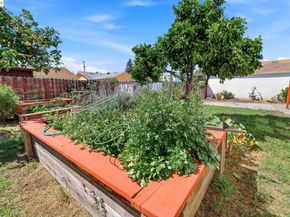 16311 Ria Dr, Ashland CA 94578
